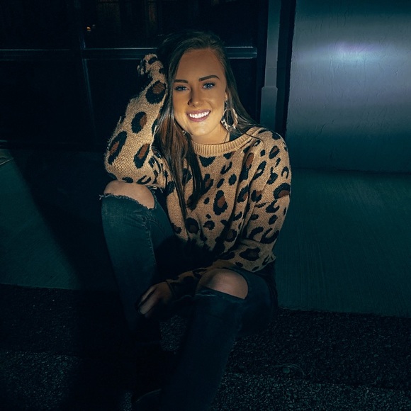 Meet your Posher, Kristen - Picture 1 of 1